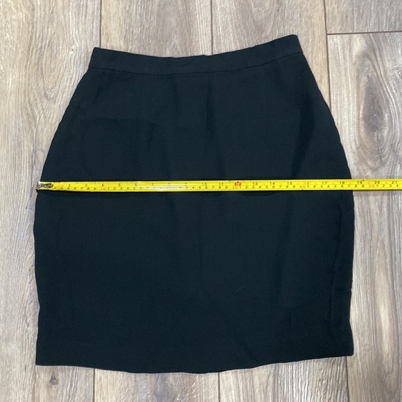 BANANA REPUBLIC Black Lined Career Skirt Sz 6 - Picture 9 of 12